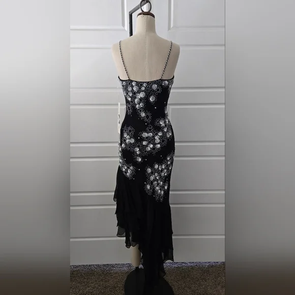 Asymmetrical Beaded Chiffon Black and White Formal Dress - Picture 3 of 8